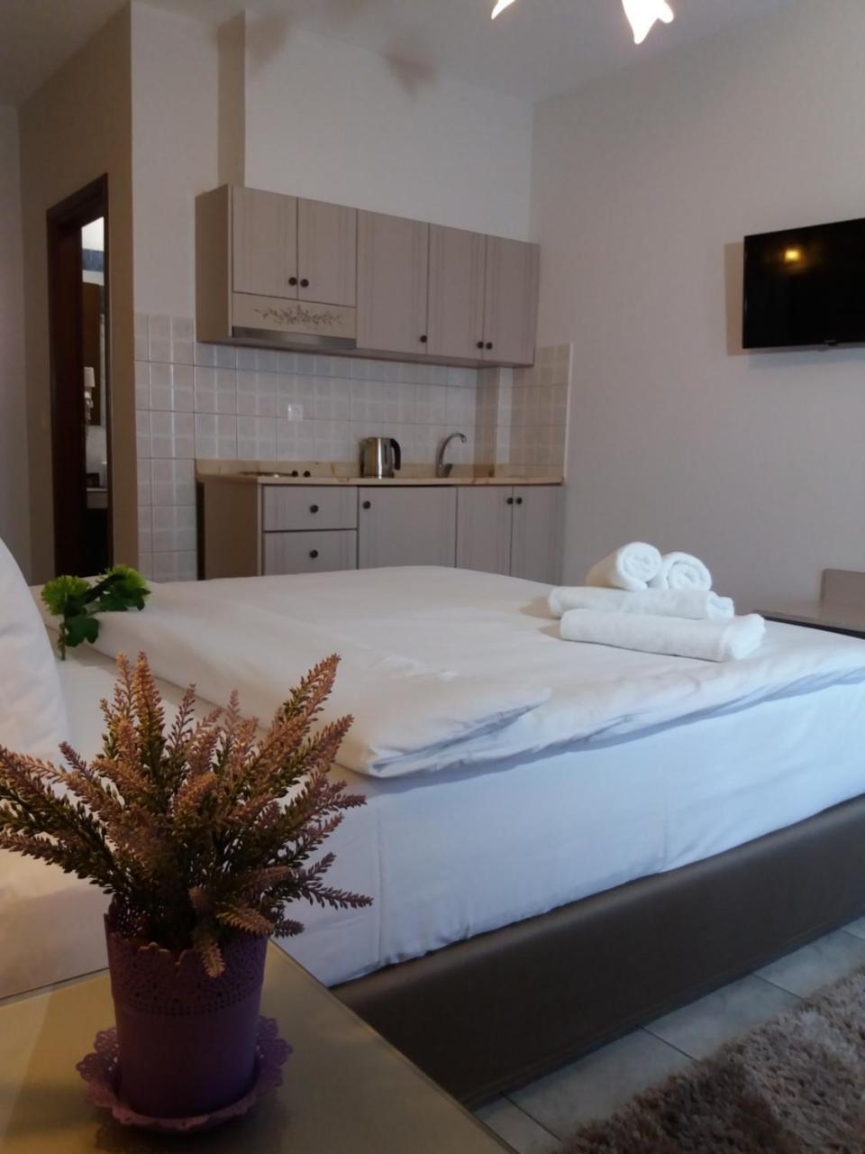 Pansion Irini Apartment Урануполи Екстериор снимка